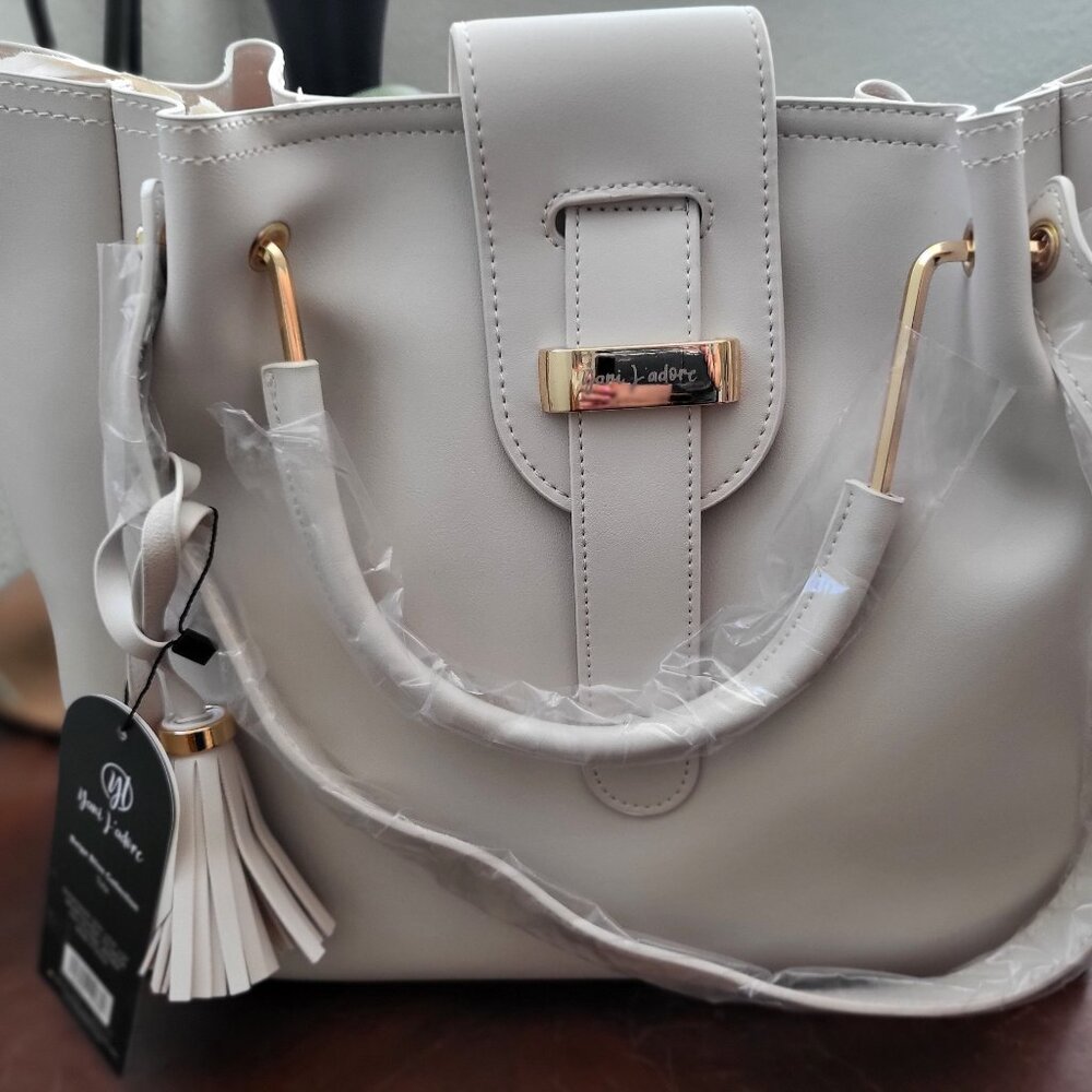 Tote purse